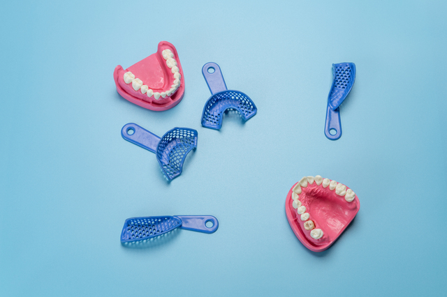 印象　型取り　歯型