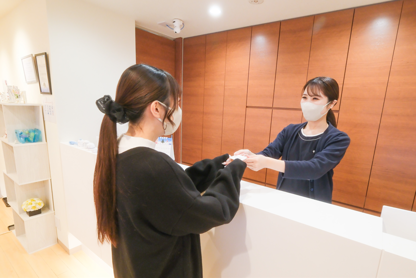 矯正歯科　梅田矯正歯科　 受付